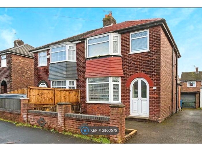 3 Bedroom Semi Detached House To Rent In Grayson Road, Little Hulton, Manchester, M38