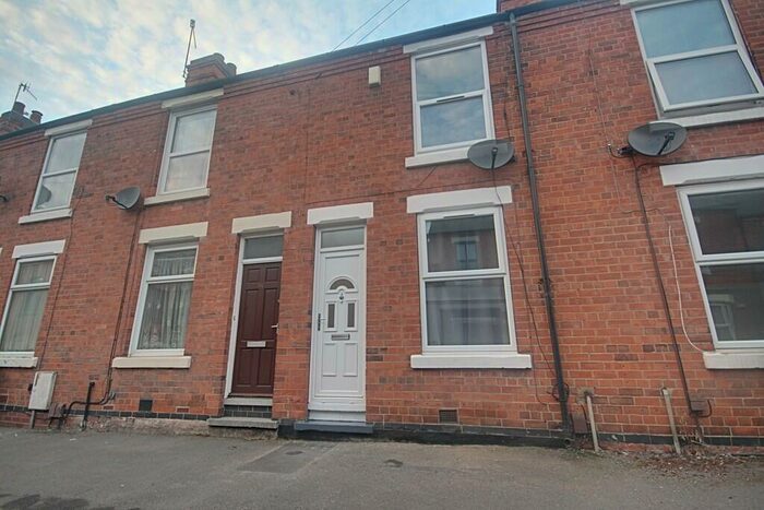2 Bedroom Terraced House To Rent In Reigate Road, Nottingham, NG7