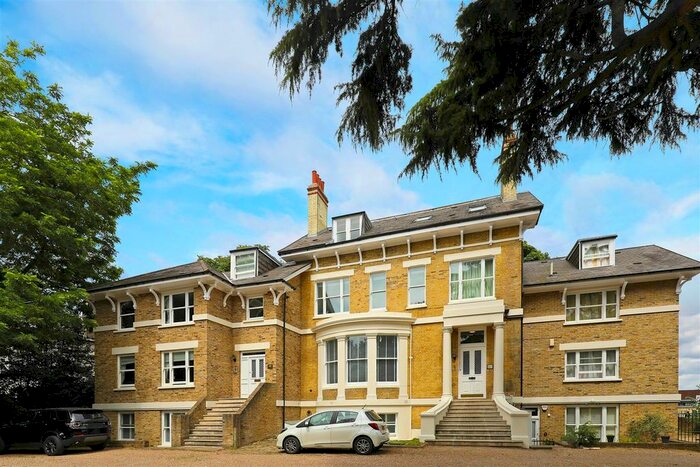 2 Bedroom Flat To Rent In Portinscale Road, London, SW15