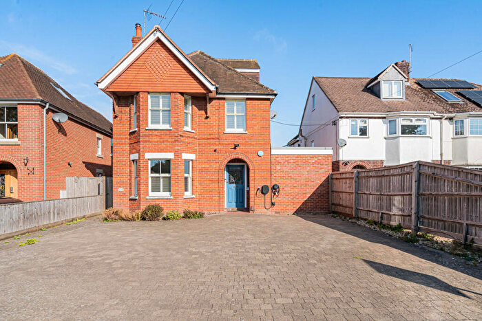 5 Bedroom Detached House For Sale In Charlton Road, Wantage, OX12