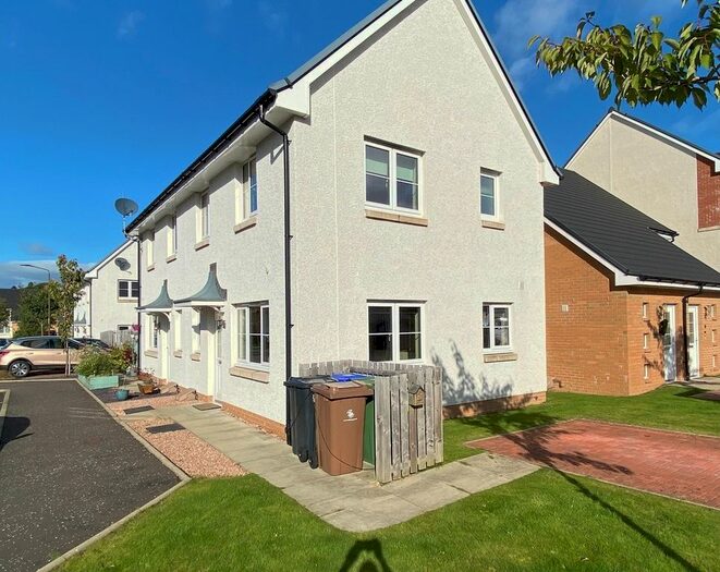 2 Bedroom End Of Terrace House To Rent In Mcnaughton Court, Stirling, FK8