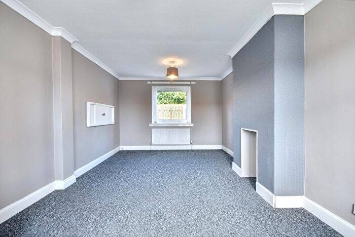 2 Bedroom Terraced House To Rent In Henderson Terrace, Inverclyde, Gourock, PA19