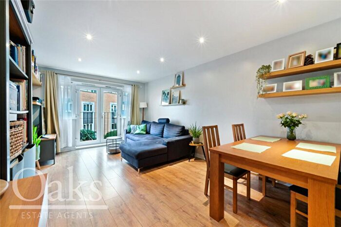 2 Bedroom Apartment For Sale In Pavement Square, Addiscombe, CR0