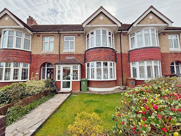 3 Bedroom Terraced House For Sale In Gofton Avenue, Drayton, PO6