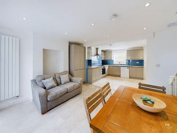 5 Bedroom Terraced House To Rent In Newmarket Road, Brighton, BN2