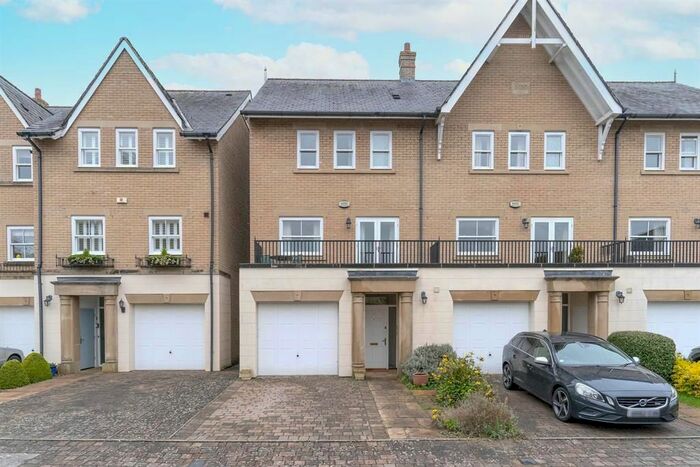 4 Bedroom Town House To Rent In Braybrooke Gardens, Station Road, Saffron Walden, Essex, CB11