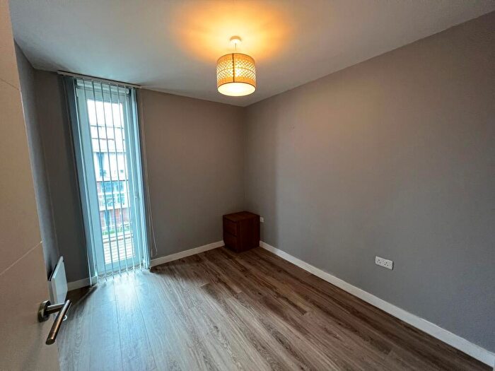 2 Bedroom Apartment To Rent In Blackfriars Road, Spectrum, M3