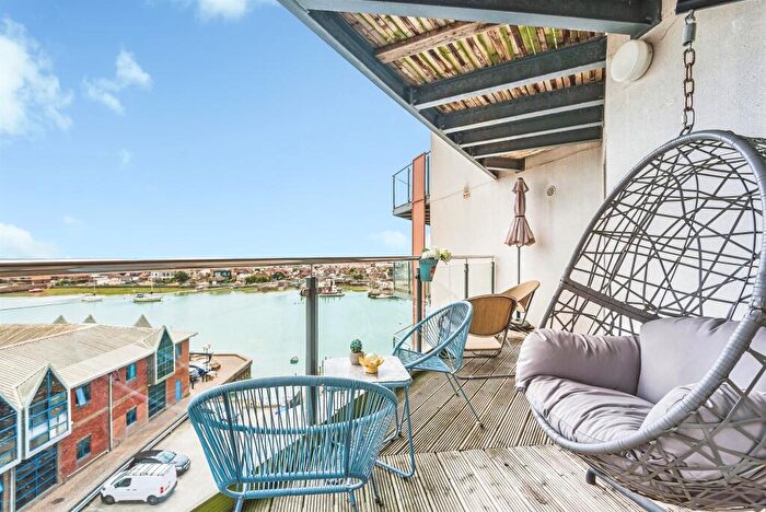 2 Bedroom Apartment For Sale In Brighton Road, Shoreham-By-Sea, BN43