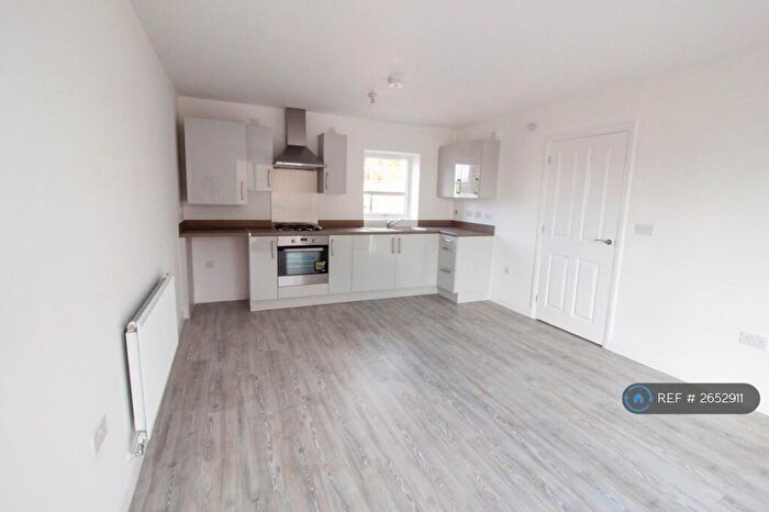 2 Bedroom Flat To Rent In Rowton Lane, Birmingham, B5