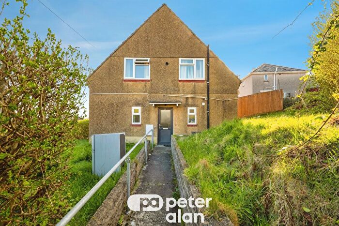 2 Bedroom Semi Detached House For Sale In Waun Wen Road, Mayhill, Swansea, SA1