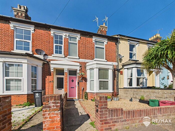 3 Bedroom Terraced House For Sale In Lee Road, Harwich, CO12