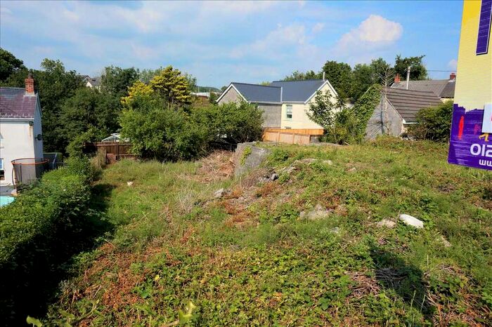 Property For Sale In Carmarthen Road, Cross Hands, Llanelli, SA14