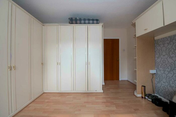 2 Bedroom Apartment To Rent In Haslam Court, Salford, M7