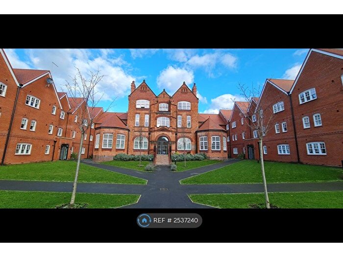 2 Bedroom Flat To Rent In Macniece Close, Birmingham, B29