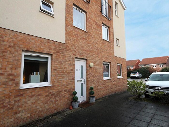 1 Bedroom Maisonette To Rent In Clog Mill Gardens, Selby, YO8