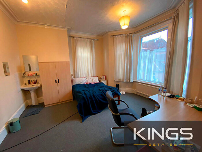 10 Bedroom Detached House To Rent In Alma Road, SO14