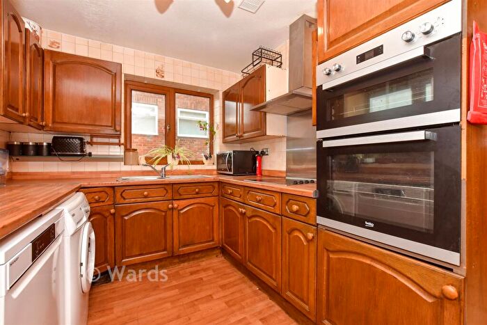 3 Bedroom Semi-Detached Bungalow For Sale In Cedar Road, Sturry, Canterbury, Kent, CT2