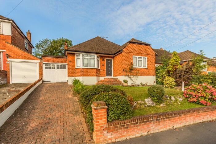 4 Bedroom Bungalow To Rent In Lechmere Avenue, Chigwell, IG7