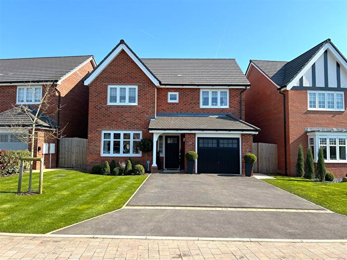 4 Bedroom Detached House For Sale In Lewis Way, Congleton, CW12