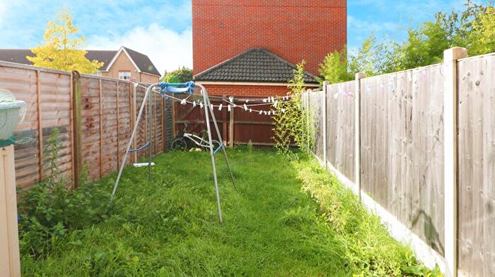 2 Bedroom Terraced House To Rent In Piper Way, Ilford, IG1