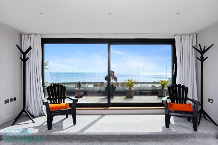 6 Bedroom Detached House For Sale In Roedean Road, Brighton, BN2