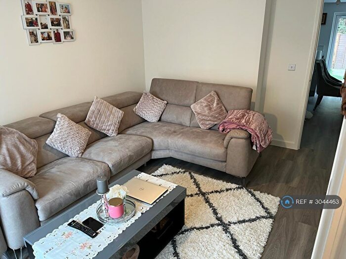 3 Bedroom Terraced House To Rent In Maclure Road, Gravesend, DA11
