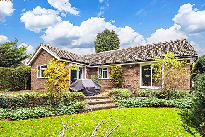 3 Bedroom Bungalow For Sale In Fieldway, Berkhamsted, Hertfordshire, HP4