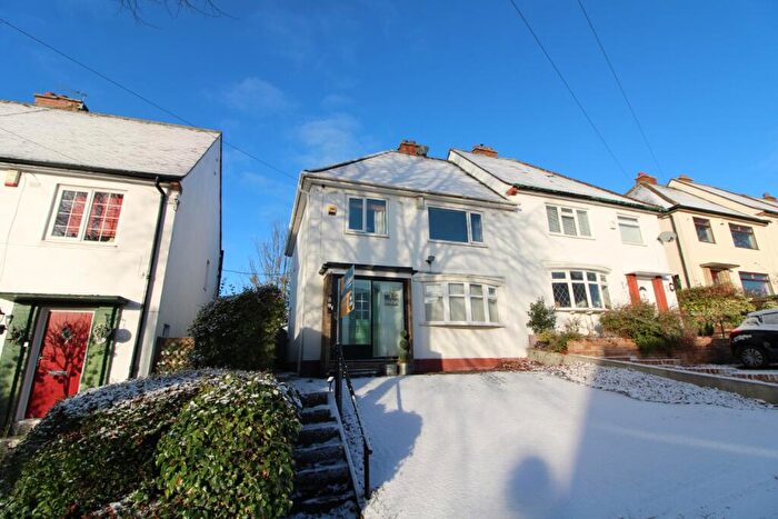 3 Bedroom Semi-Detached House For Sale In The Willows, Throckley, Newcastle Upon Tyne, Tyne And Wear, NE15