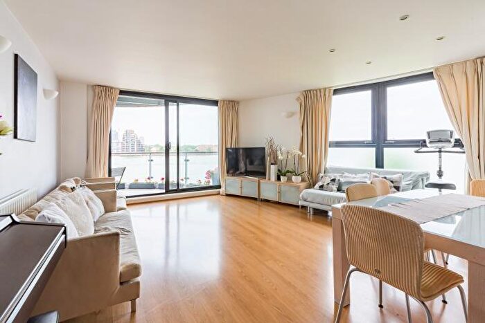 2 Bedroom Flat For Sale In Ocean Wharf, Westferry Road, London, E14