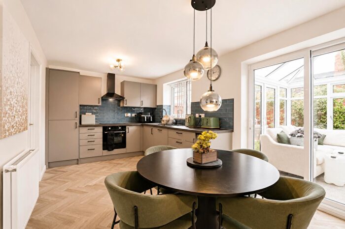 3 Bedroom Detached House For Sale In Walnutwood Avenue, Bamber Bridge, Preston, PR5
