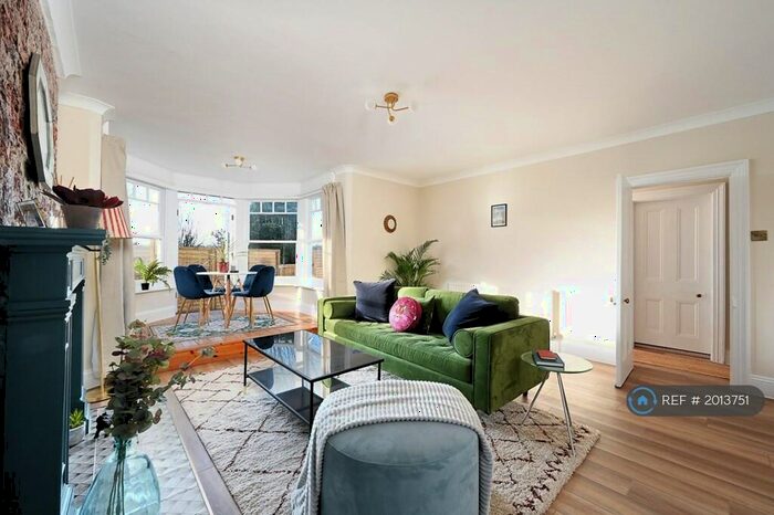 2 Bedroom Flat To Rent In Beaconsfield Villas, Brighton, BN1