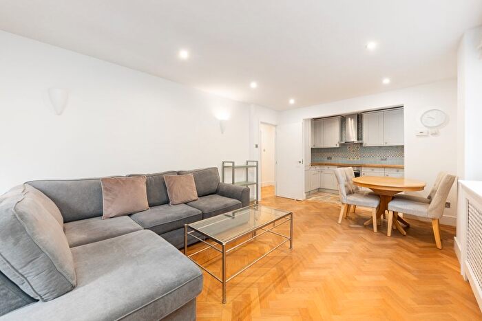 2 Bedroom Flat To Rent In Magdalen Street, London, SE1