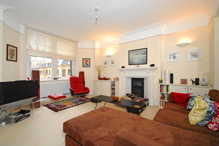 2 Bedroom Flat To Rent In Glentworth Street, London, NW1