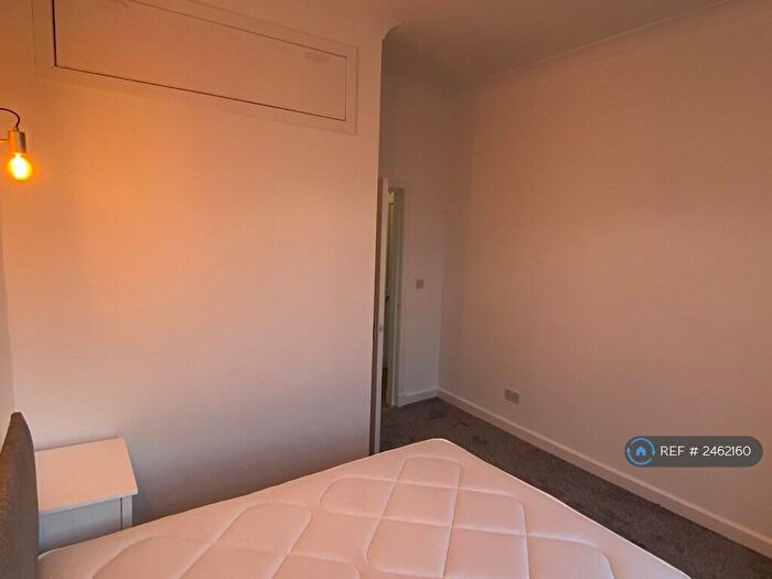 1 Bedroom Flat To Rent In Appin Road, Glasgow, G31