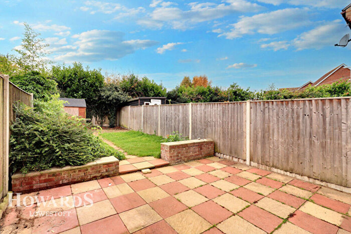 2 Bedroom End Of Terrace House For Sale In Colsterdale, Carlton Colville, NR33