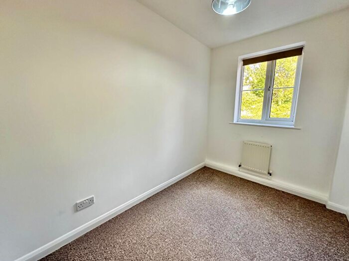 2 Bedroom Apartment For Sale In Tadcaster Road Woodseats Sheffield, S8