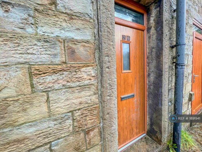 2 Bedroom Flat To Rent In Kiln Terrace, Bacup, OL13