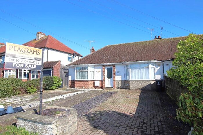 1 Bedroom Bungalow For Sale In London Road, Clacton On Sea, CO15