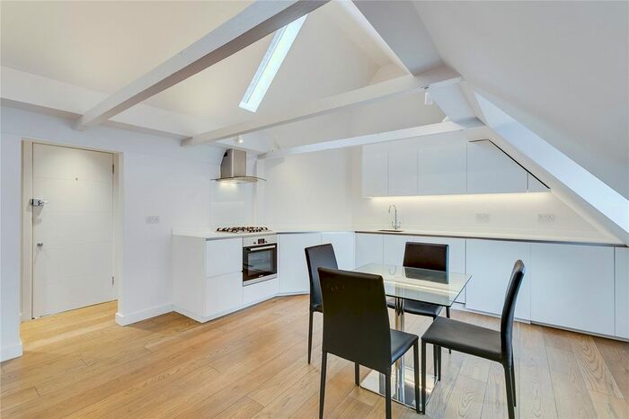 2 Bedroom Flat To Rent In Kensington Church Street, Kensington, W8