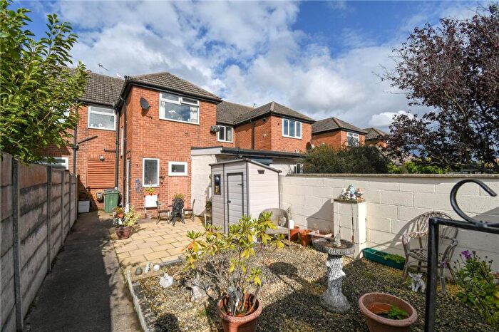 2 Bedroom Flat For Sale In Ridgewood Drive, Pensby, Wirral, CH61