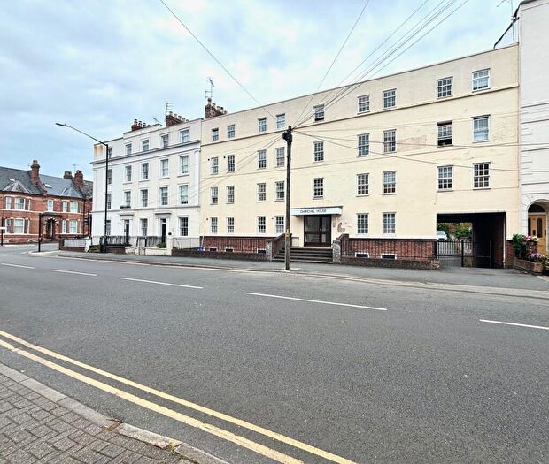 2 Bedroom Flat To Rent In Churchill House, Regent Street, Leamington Spa, CV32