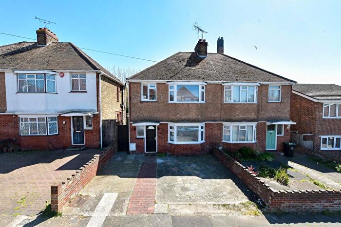 3 Bedroom Semi-Detached House For Sale In Drapers Avenue, Margate, Kent, CT9