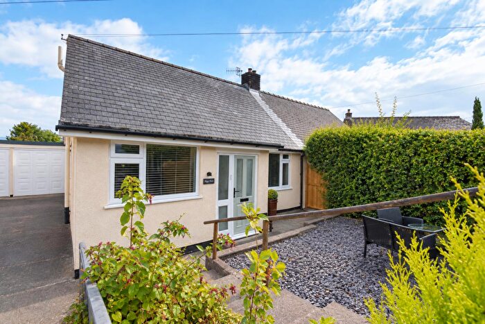 3 Bedroom Semi-Detached Bungalow For Sale In Cae Gadlas, Bala, LL23