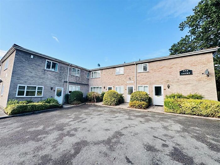 1 Bedroom Flat To Rent In Oak Court, Sutton Coldfield, B74