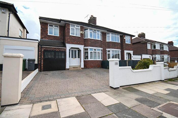4 Bedroom Semi-Detached House For Sale In Waterpark Road, Prenton, CH43
