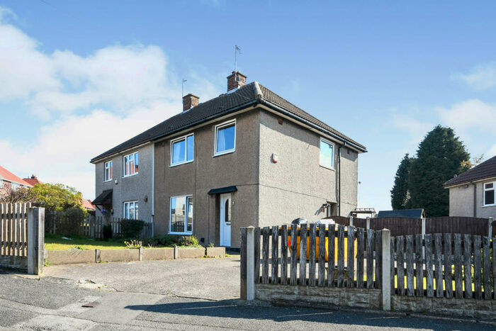 3 Bedroom House To Rent In Beck Crescent, Mansfield, NG19