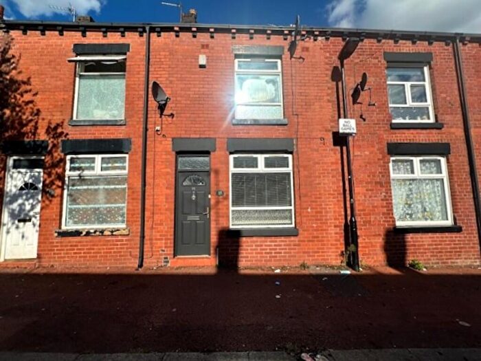 2 Bedroom Terraced House To Rent In Clyde Street, Halliwell, Bolton, BL1