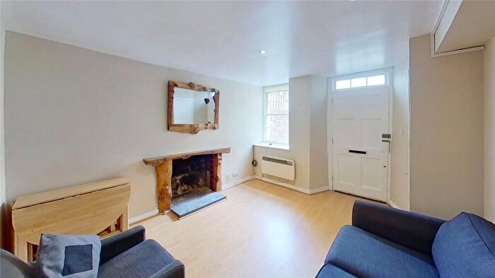 1 Bedroom Flat To Rent In Cumberland Street Lane North East, Edinburgh, EH3
