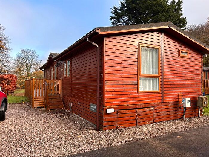 2 Bedroom Mobile/park Home For Sale In Limefitt Park, Patterdale Road, Windermere, LA23