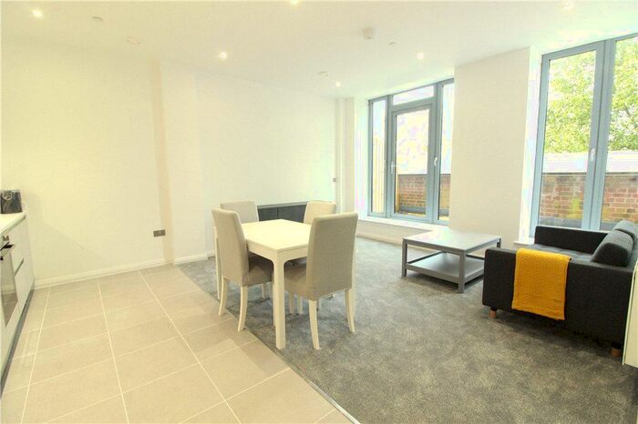 2 Bedroom Apartment To Rent In The Co-Operative, Corporation Street, Coventry, West Midlands, CV1